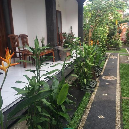 Pondok Ayu Homestay 우붓 외부 사진