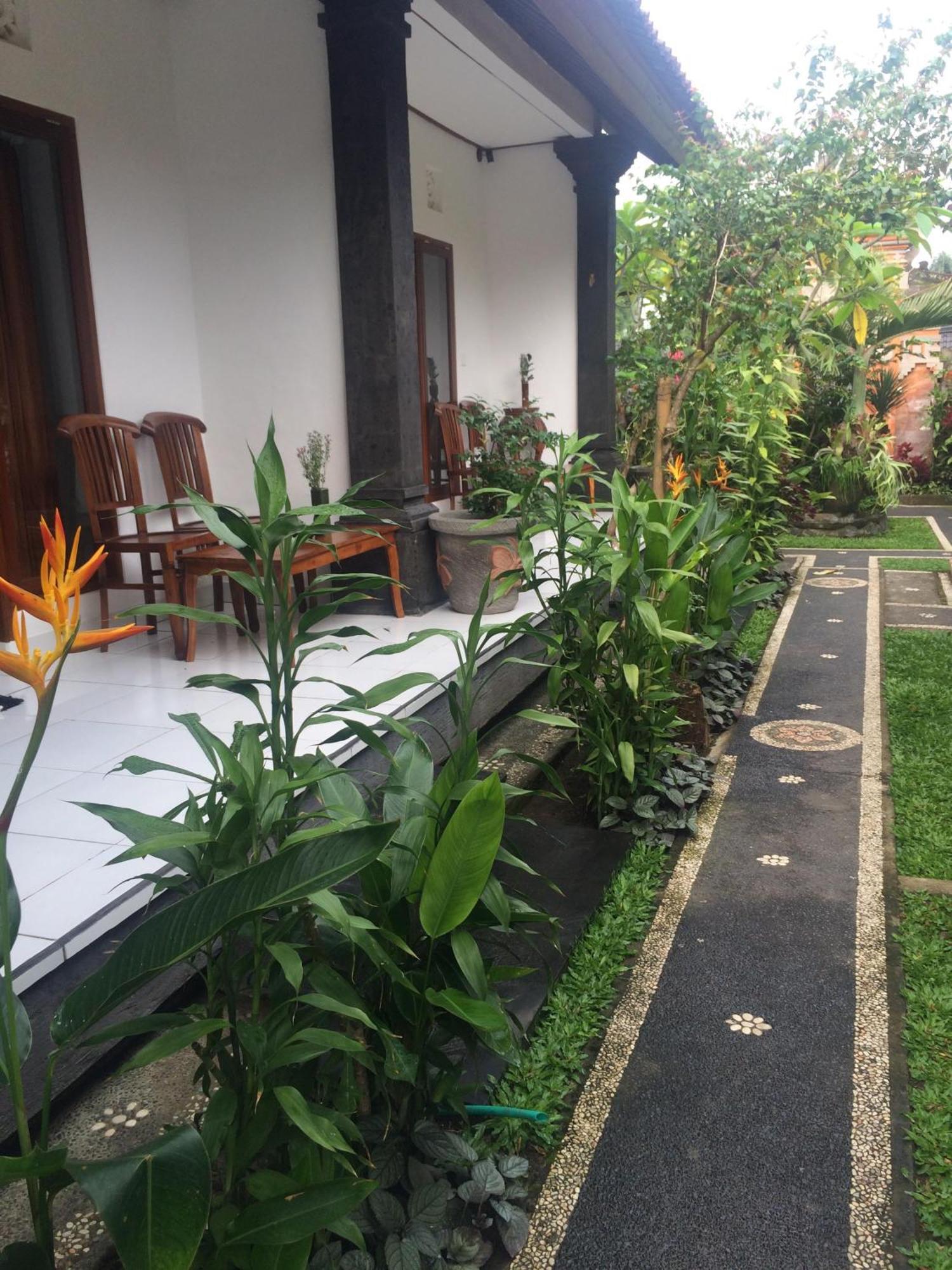 Pondok Ayu Homestay 우붓 외부 사진