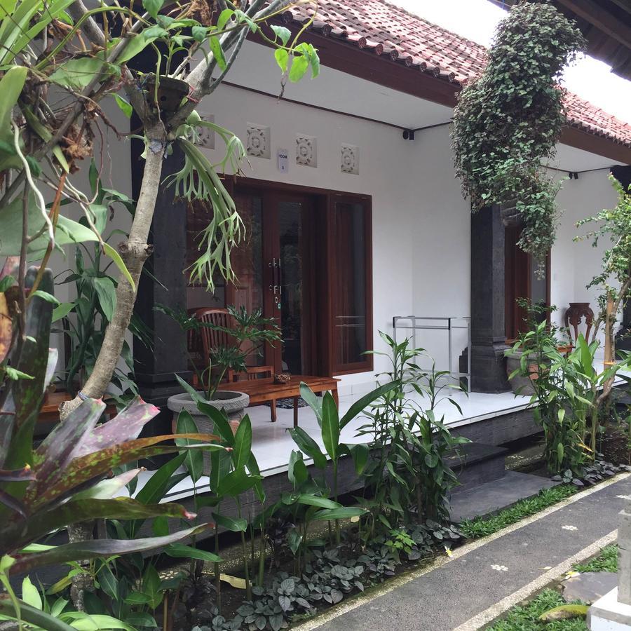 Pondok Ayu Homestay 우붓 외부 사진